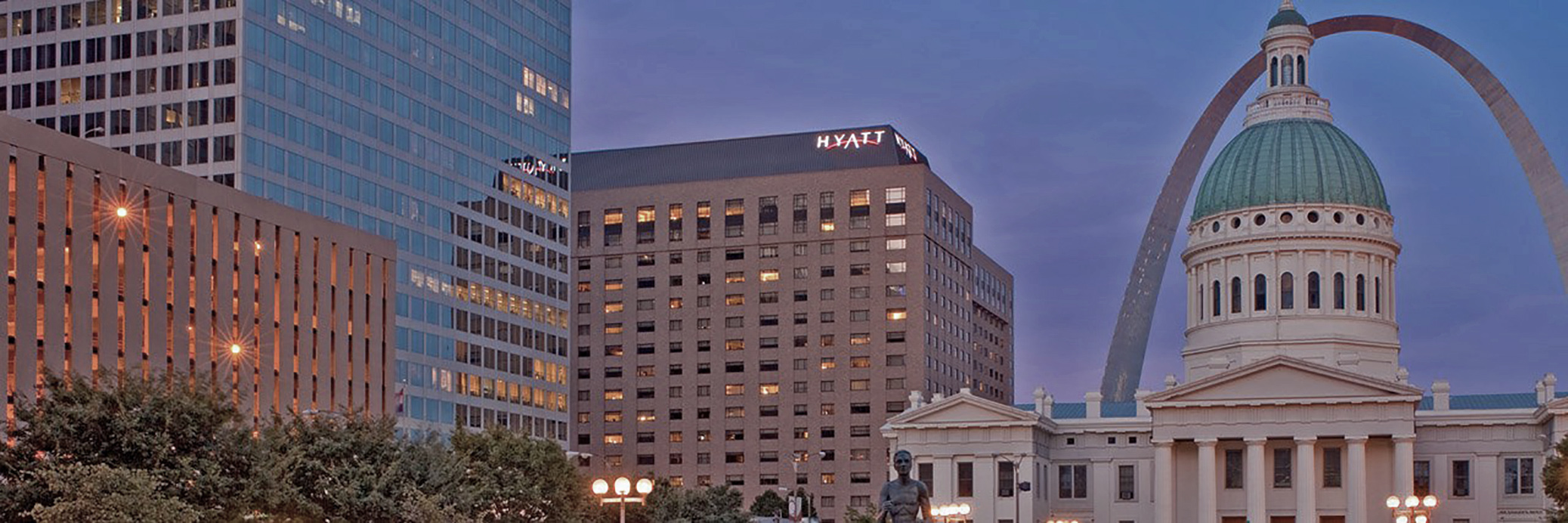 hyatt-regenct-arch